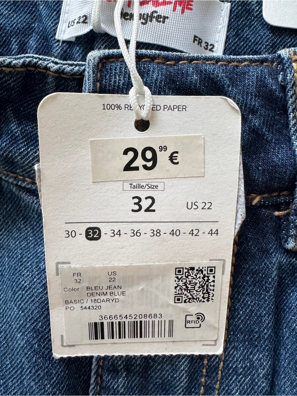 Don’t Call Me Jennyfer y2k distressed medium wash high rise flare jeans size 2 - Picture 10 of 10